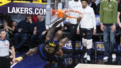 乐鱼leyu体育运营中心-53胜29负！詹姆斯取得湖人生涯单赛季最高胜场